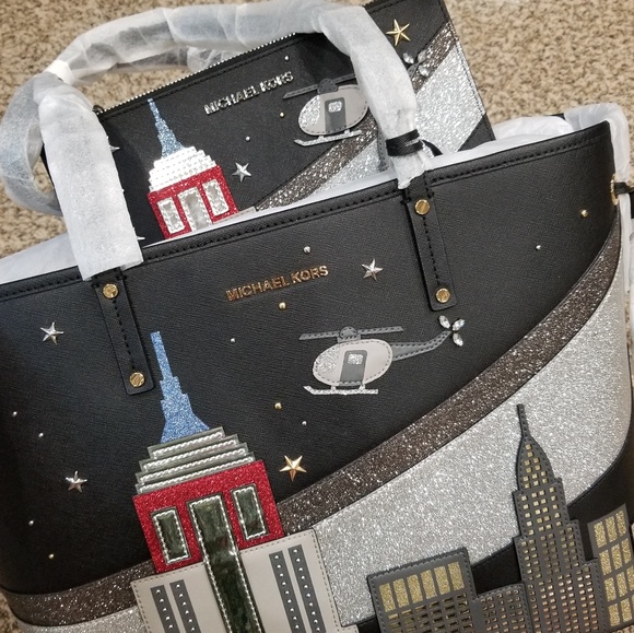 SOLD NWT MK NOUVEAU NOVELTY TOTE+WRISTLET SET - Picture 3 of 8